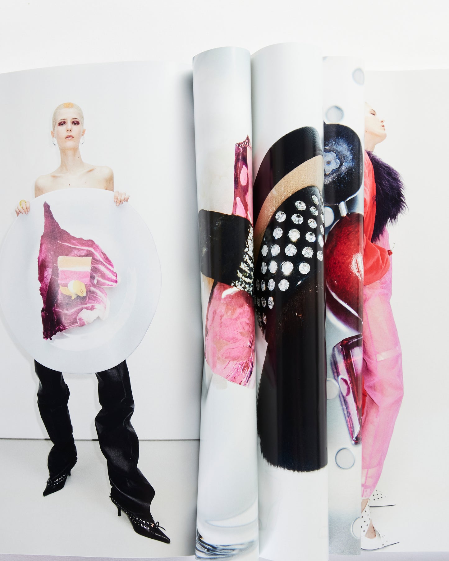 ISSUE 3, SS24 Cover 5