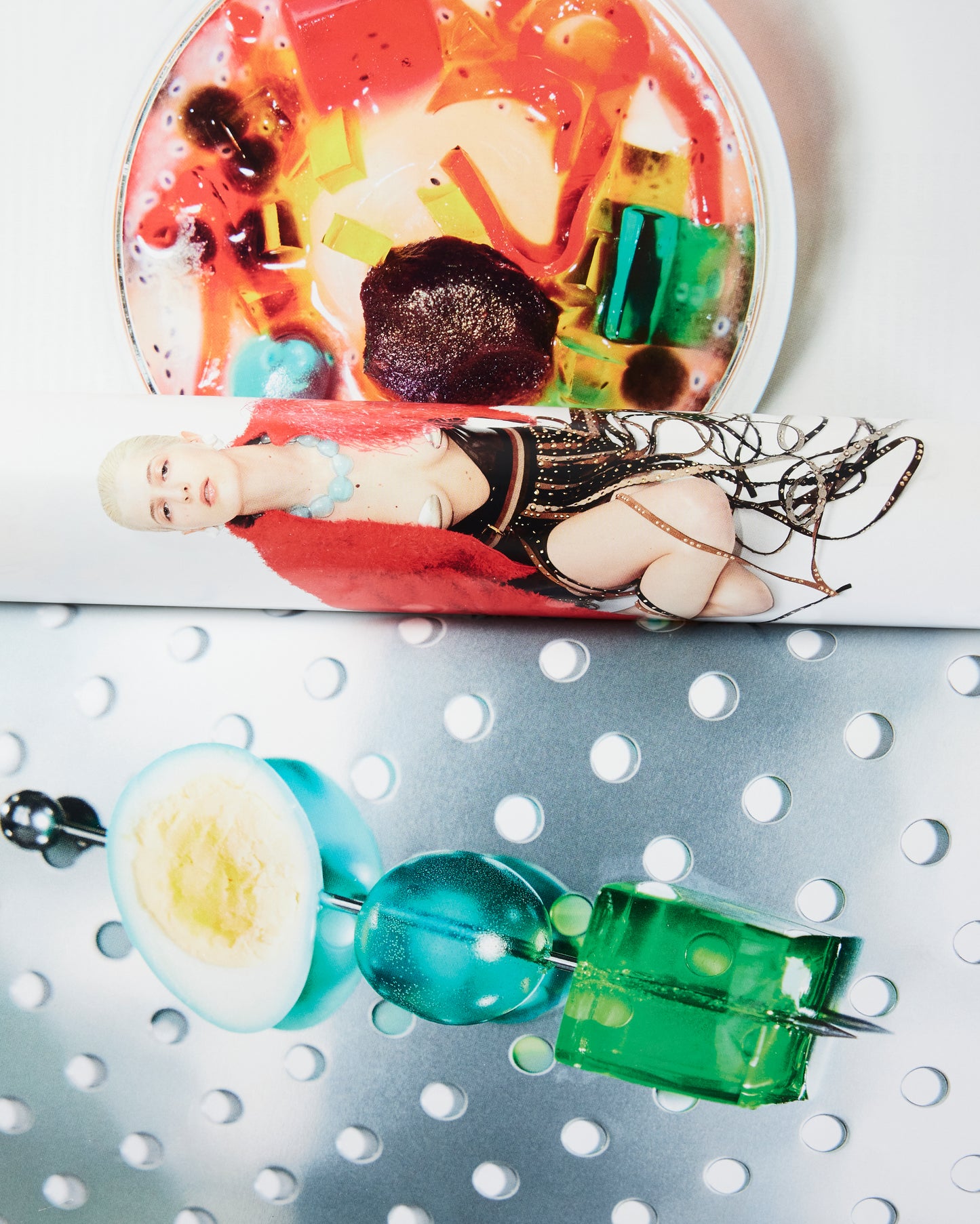 ISSUE 3, SS24 Cover 1